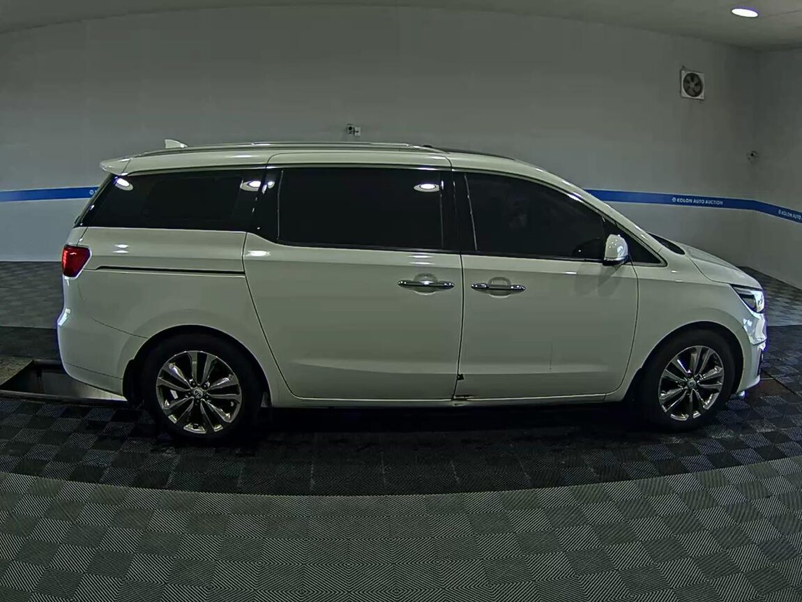 KIA ALL NEW CARNIVAL 9-SEATER DIESEL PRESTIGE 2018 - zdjęcie 4