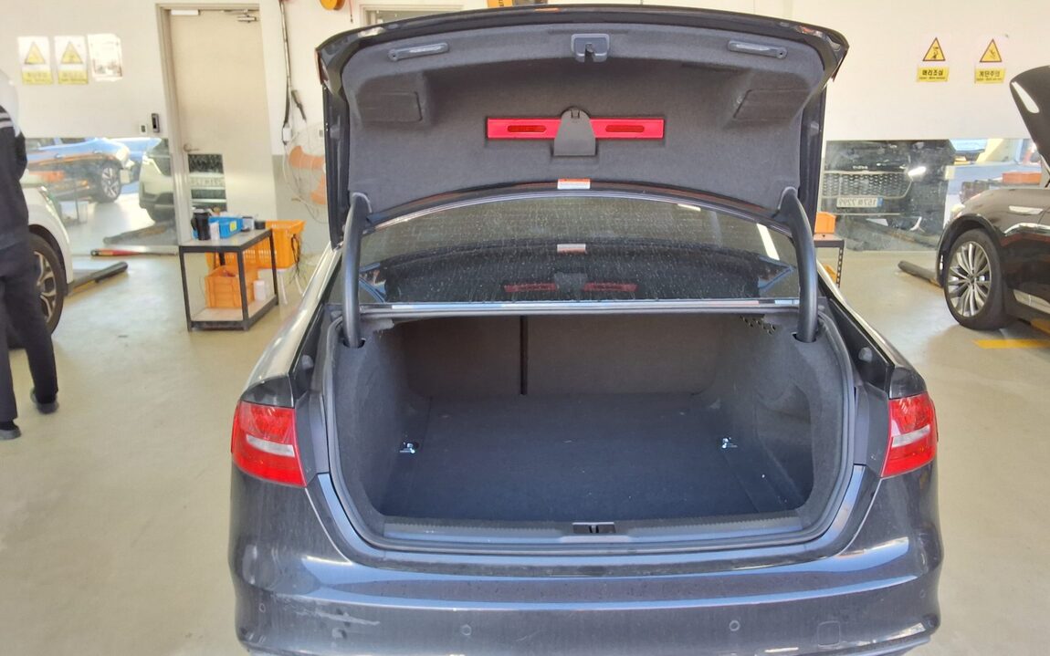 AUDI A4 (4TH GEN) 35 TDI QUATTRO DYNAMIC 2015 - zdjęcie 15