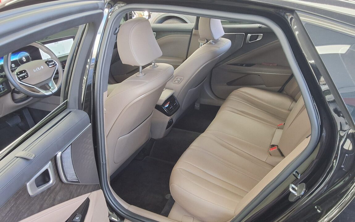 KIA K8 2.5 GDI NOBLESSE 2023 - zdjęcie 12