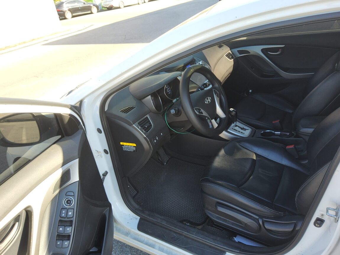 HYUNDAI AVANTE MD M16 GDi LUXURY 2012 - zdjęcie 10