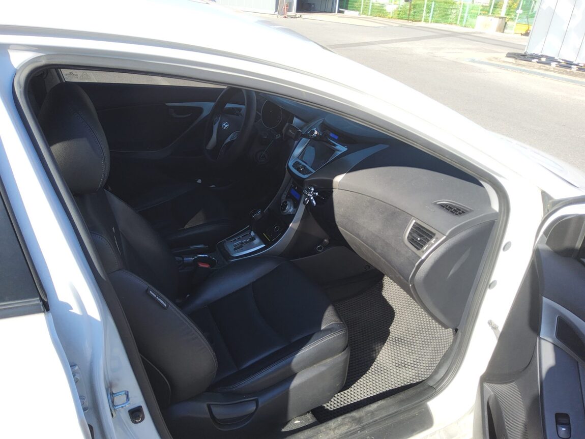 HYUNDAI AVANTE MD M16 GDi LUXURY 2012 - zdjęcie 14