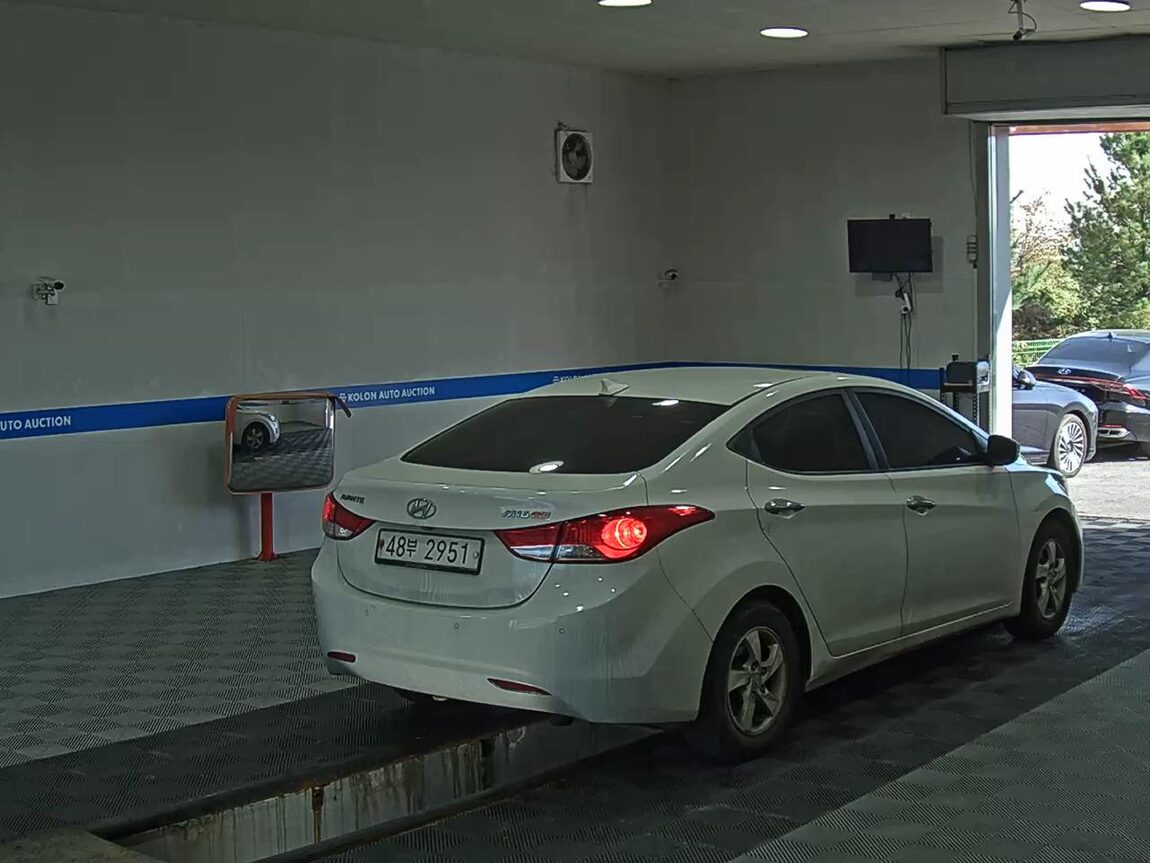 HYUNDAI AVANTE MD M16 GDi LUXURY 2012 - zdjęcie 5