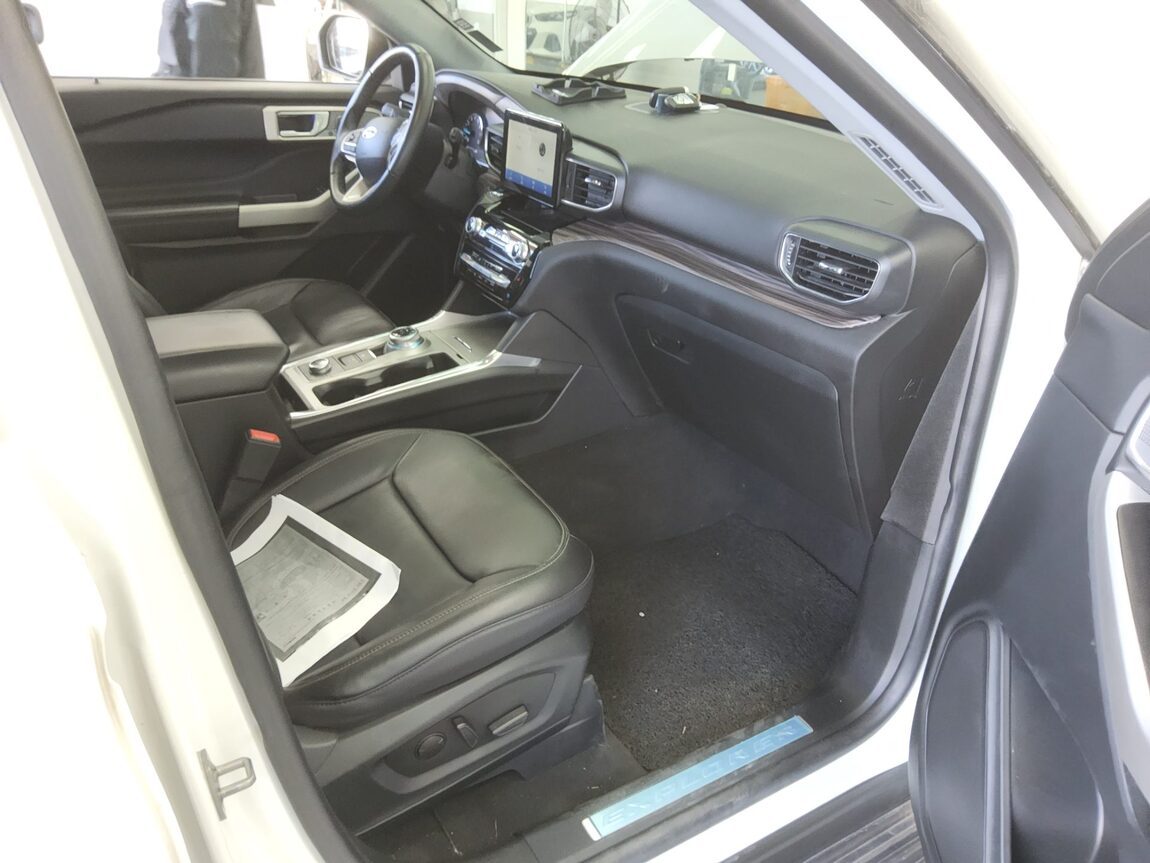 FORD EXPLORER (6TH GEN) 2.3 AWD LIMITED 2022 - zdjęcie 14