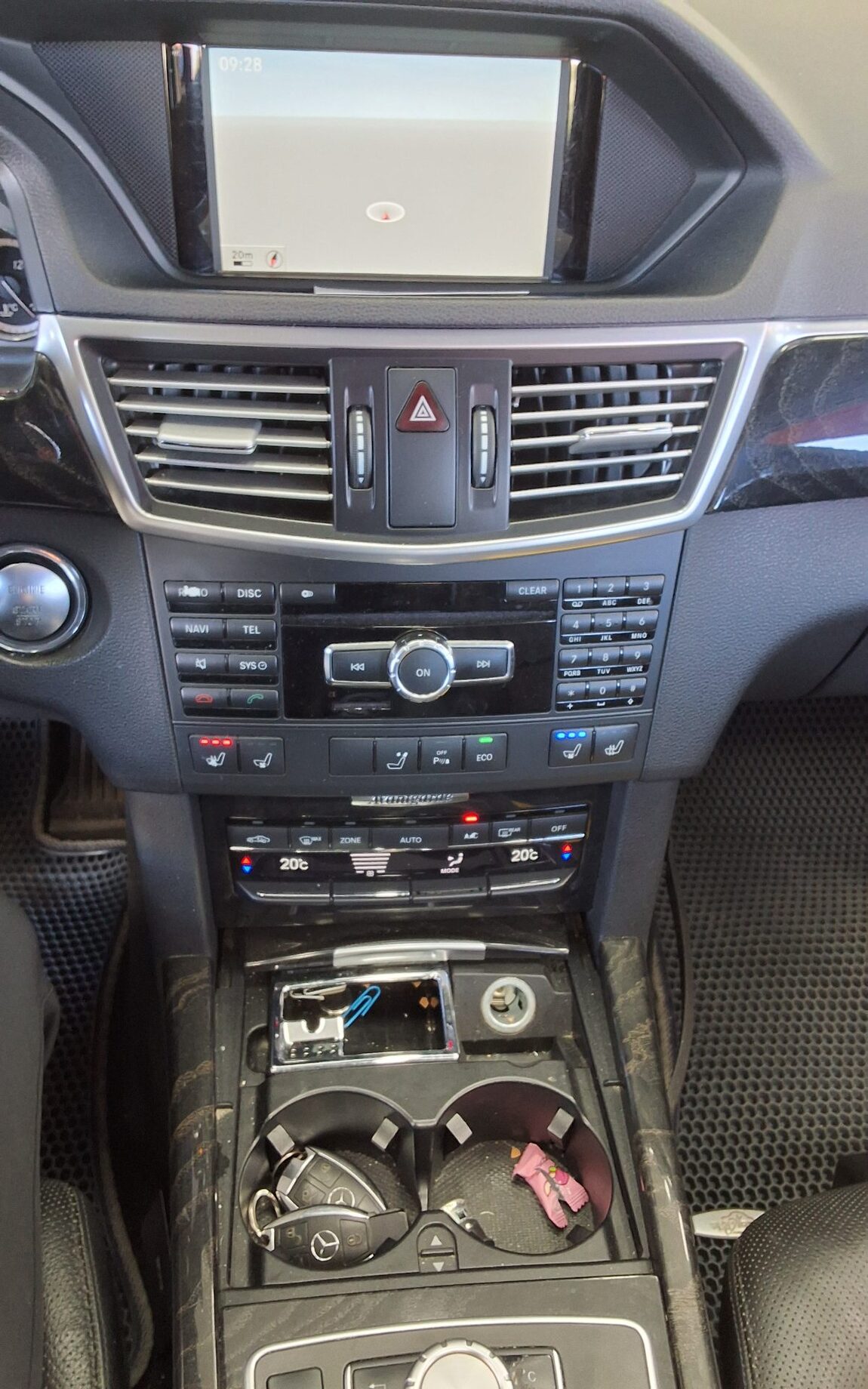MERCEDES-BENZ E-CLASS (4TH GEN) E250 CDI 4MATIC 2013 - zdjęcie 18