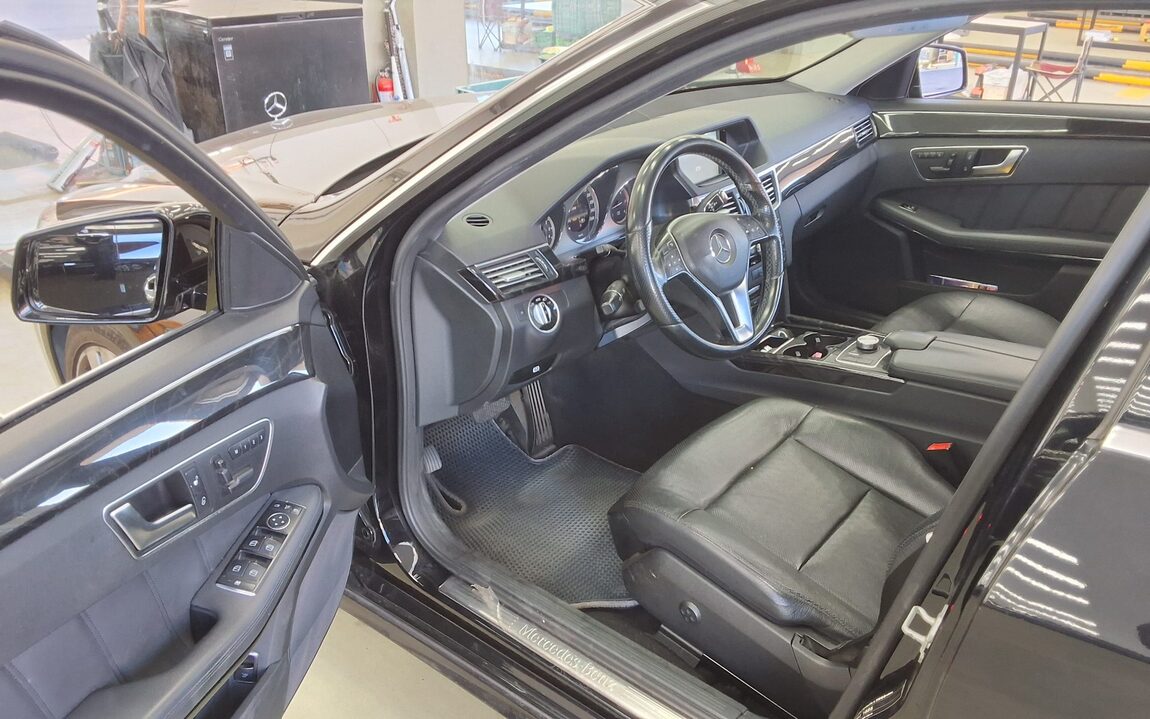 MERCEDES-BENZ E-CLASS (4TH GEN) E250 CDI 4MATIC 2013 - zdjęcie 10