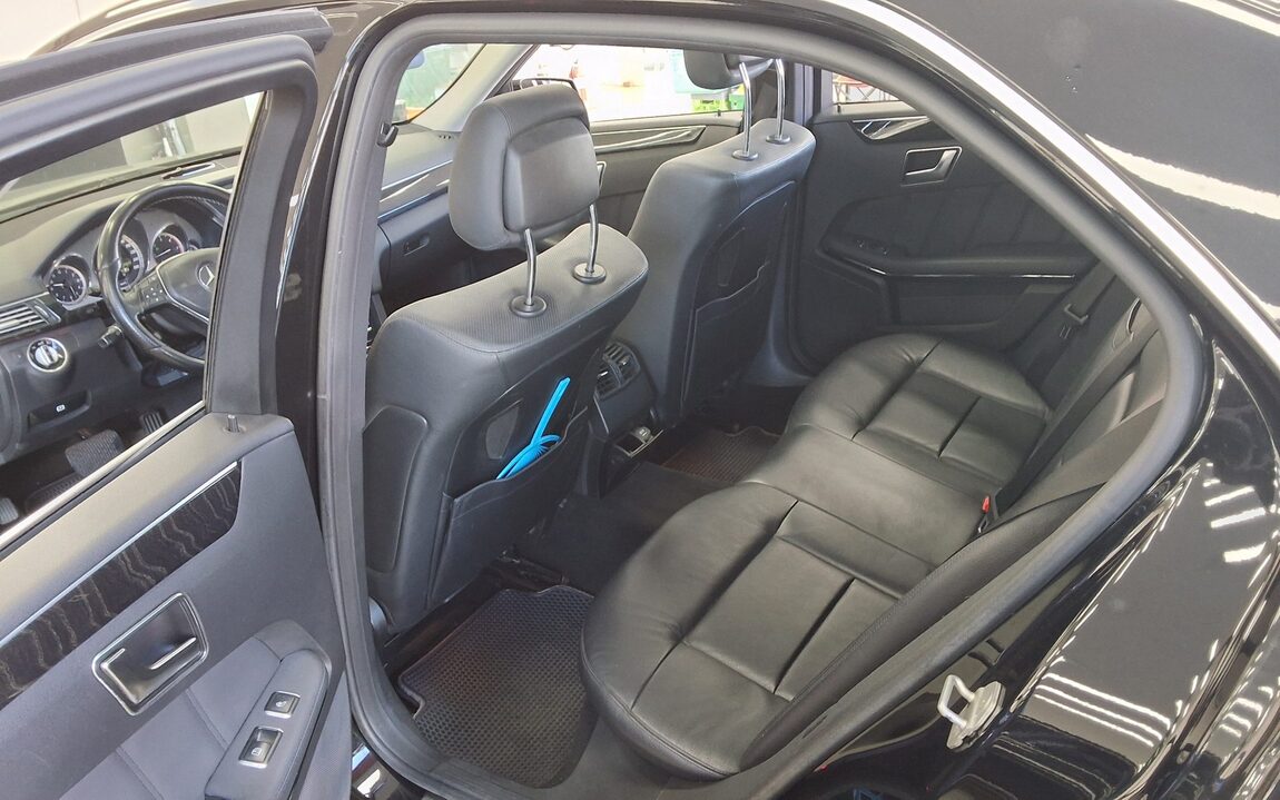 MERCEDES-BENZ E-CLASS (4TH GEN) E250 CDI 4MATIC 2013 - zdjęcie 12