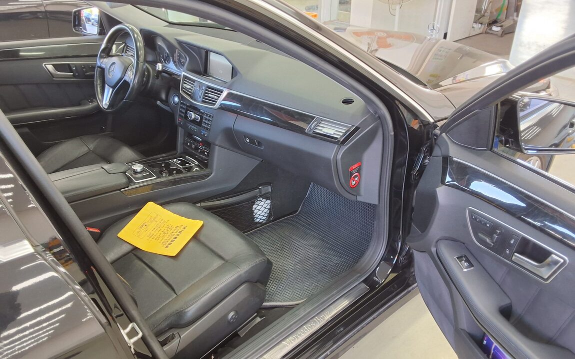 MERCEDES-BENZ E-CLASS (4TH GEN) E250 CDI 4MATIC 2013 - zdjęcie 14