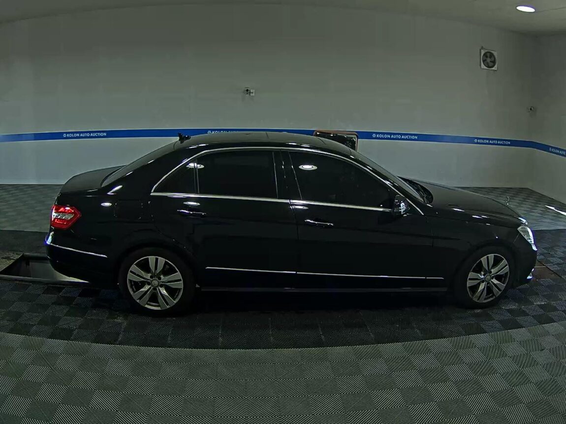 MERCEDES-BENZ E-CLASS (4TH GEN) E250 CDI 4MATIC 2013 - zdjęcie 4