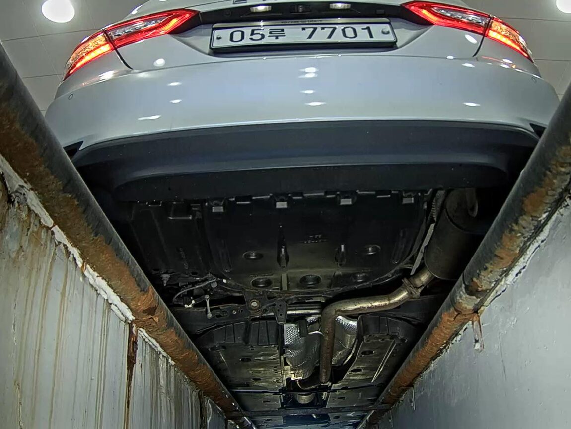 TOYOTA CAMRY (10TH GEN) 2.5 2018 - zdjęcie 8
