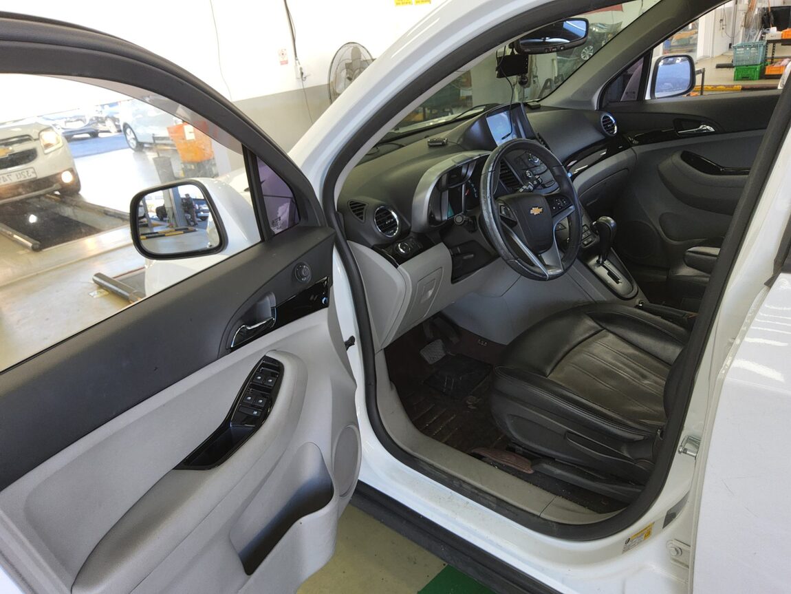 CHEVROLET (DAEWOO) ORLANDO 2.0 DIESEL PLATINUM PACKAGE 2015 - zdjęcie 10