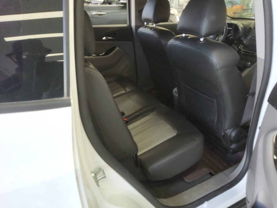 CHEVROLET (DAEWOO) ORLANDO 2.0 DIESEL PLATINUM PACKAGE 2015 - zdjęcie 13