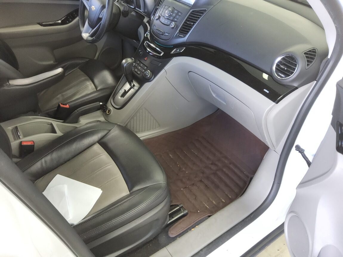 CHEVROLET (DAEWOO) ORLANDO 2.0 DIESEL PLATINUM PACKAGE 2015 - zdjęcie 14