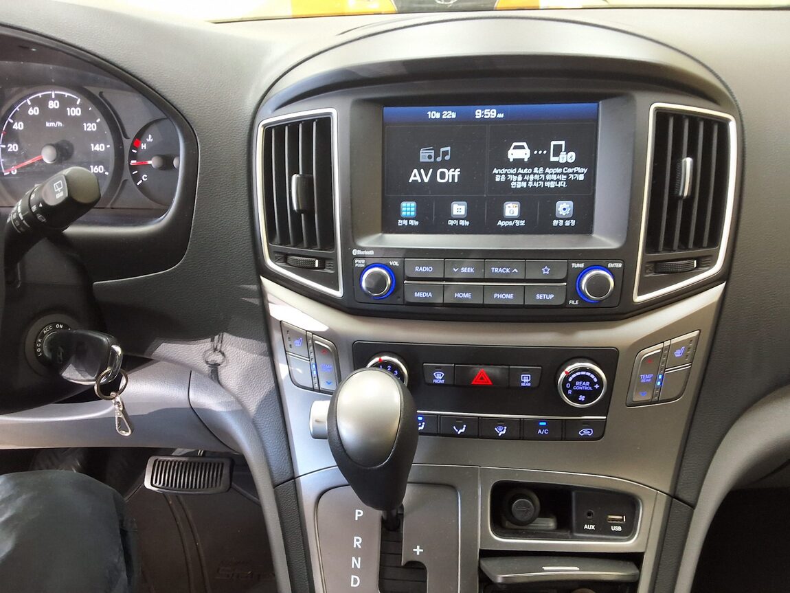 HYUNDAI THE NEW GRAND STAREX CHILD SAFETY VEHICLE 12-SEATER LPi 2020 - zdjęcie 24