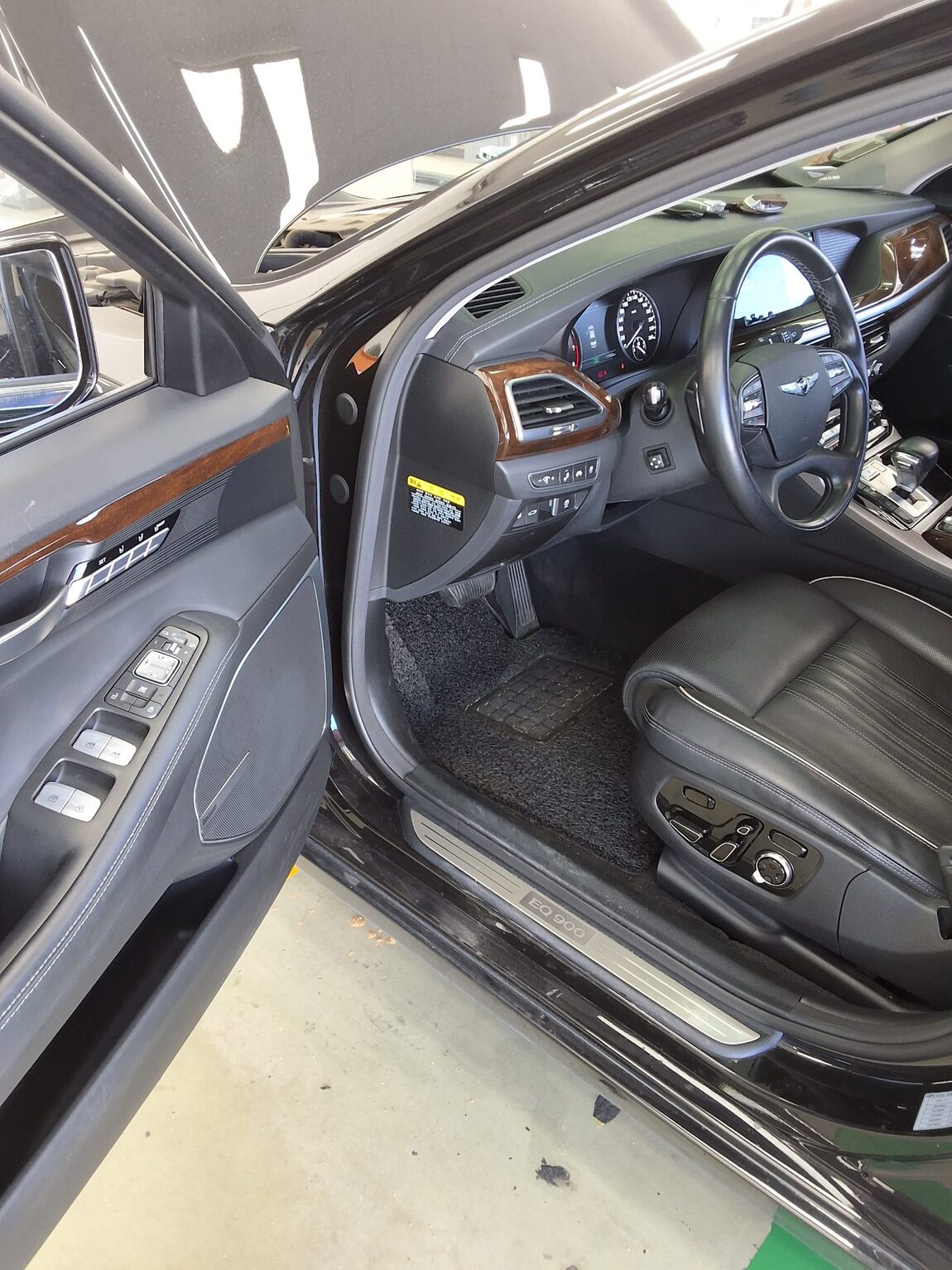 GENESIS EQ900 3.8 GDi AWD PREMIUM LUXURY 2018 - zdjęcie 10
