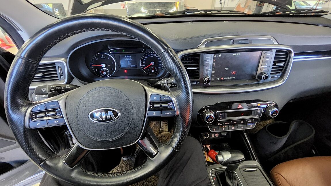 KIA THE NEW SORENTO DIESEL R2.0 2WD MASTER 2020 - zdjęcie 18