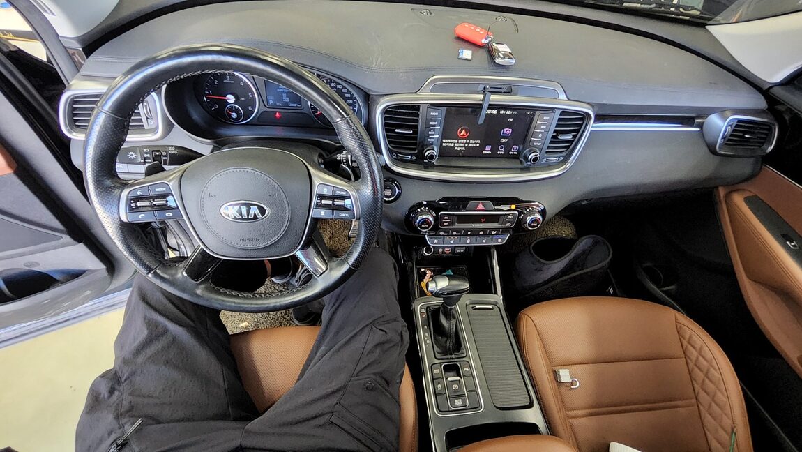 KIA THE NEW SORENTO DIESEL R2.0 2WD MASTER 2020 - zdjęcie 11
