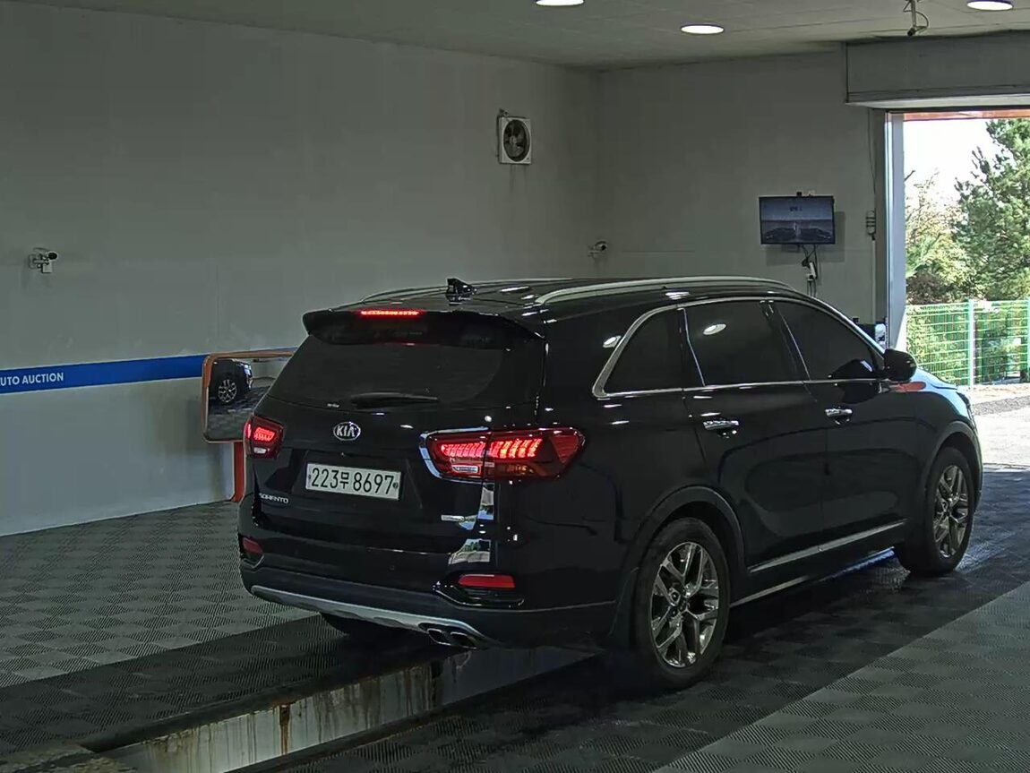 KIA THE NEW SORENTO DIESEL R2.0 2WD MASTER 2020 - zdjęcie 5