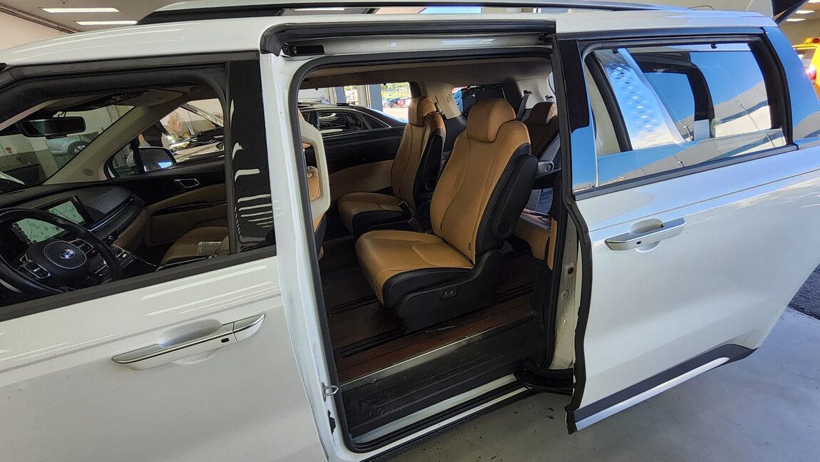 KIA NEW CARNIVAL (KA4) 9-SEATER DIESEL NOBLESSE 2021 - zdjęcie 12