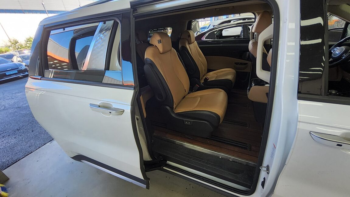 KIA NEW CARNIVAL (KA4) 9-SEATER DIESEL NOBLESSE 2021 - zdjęcie 13