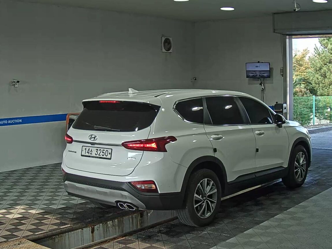HYUNDAI SANTA FE (TM) R2.0 2WD PREMIUM 2019 - zdjęcie 5
