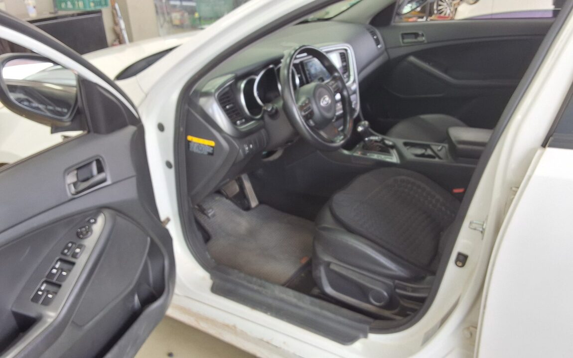 KIA THE NEW K5 2.0 CVVL LUXURY 2014 - zdjęcie 10