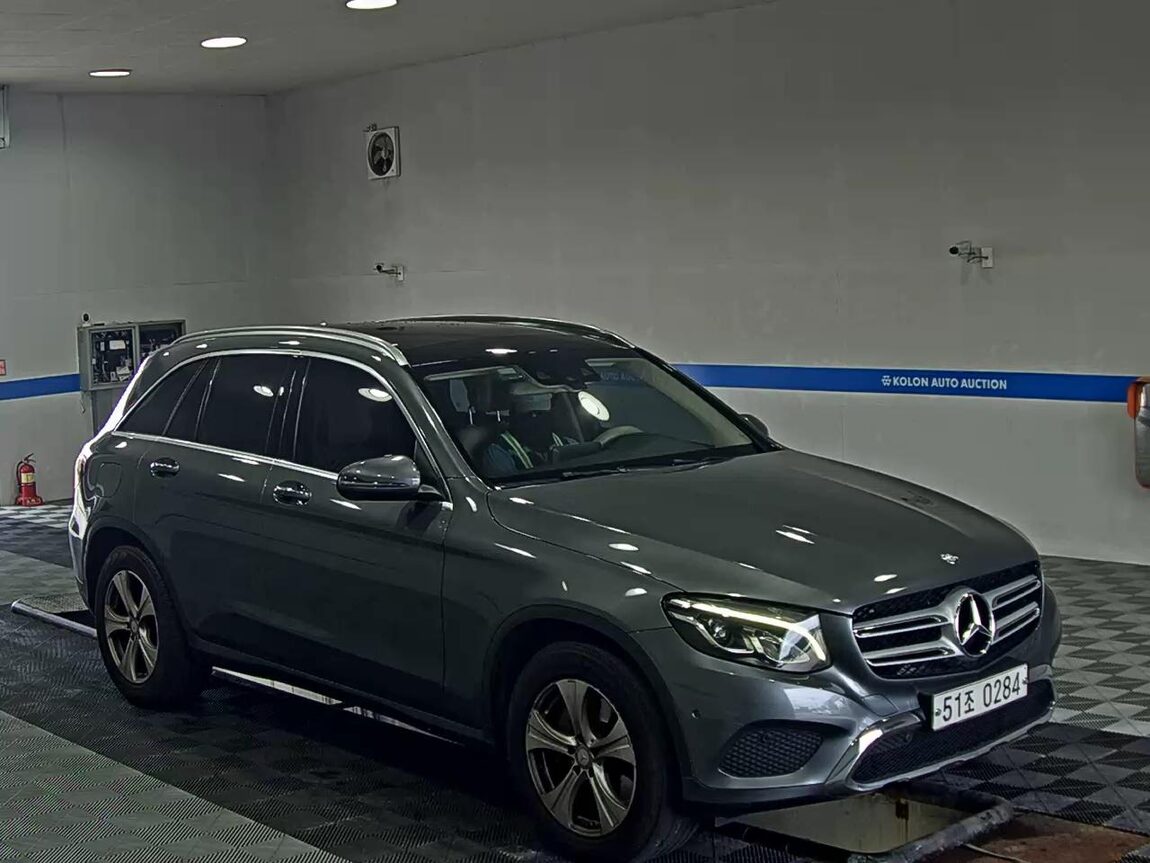 MERCEDES-BENZ GLC-CLASS GLC 220d 4MATIC 2017 - zdjęcie 3