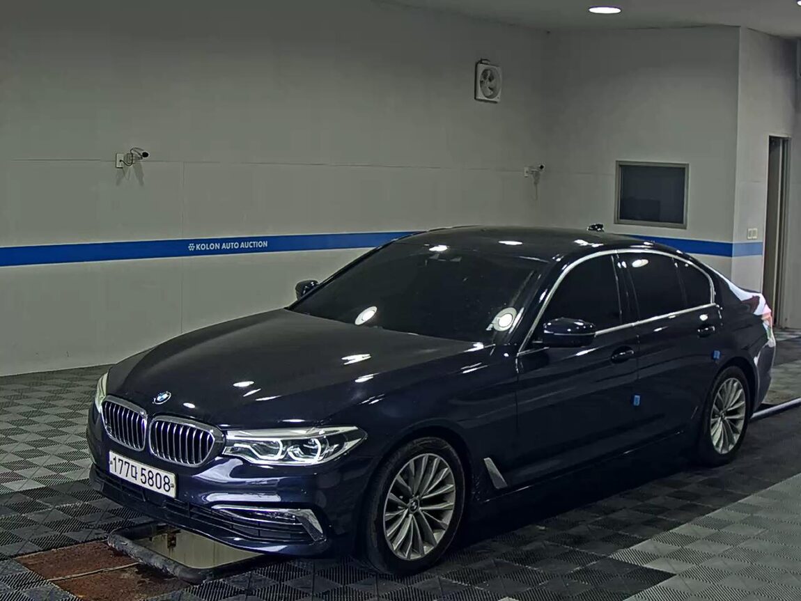 BMW 5 SERIES (7TH GEN) 520d xDRIVE LUXURY LINE PLUS 2019 - zdjęcie 2