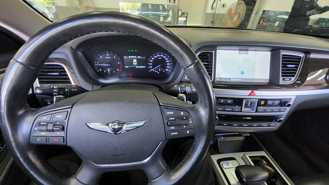 GENESIS G80 2.2 D AWD PREMIUM LUXURY 2019 - zdjęcie 17