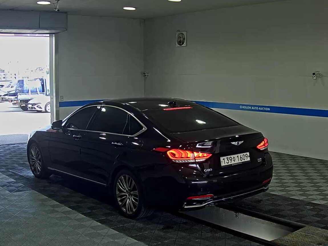 GENESIS G80 2.2 D AWD PREMIUM LUXURY 2019 - zdjęcie 6
