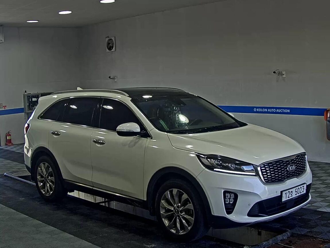 KIA THE NEW SORENTO DIESEL R2.2 2WD NOBLESSE 2019 - zdjęcie 3