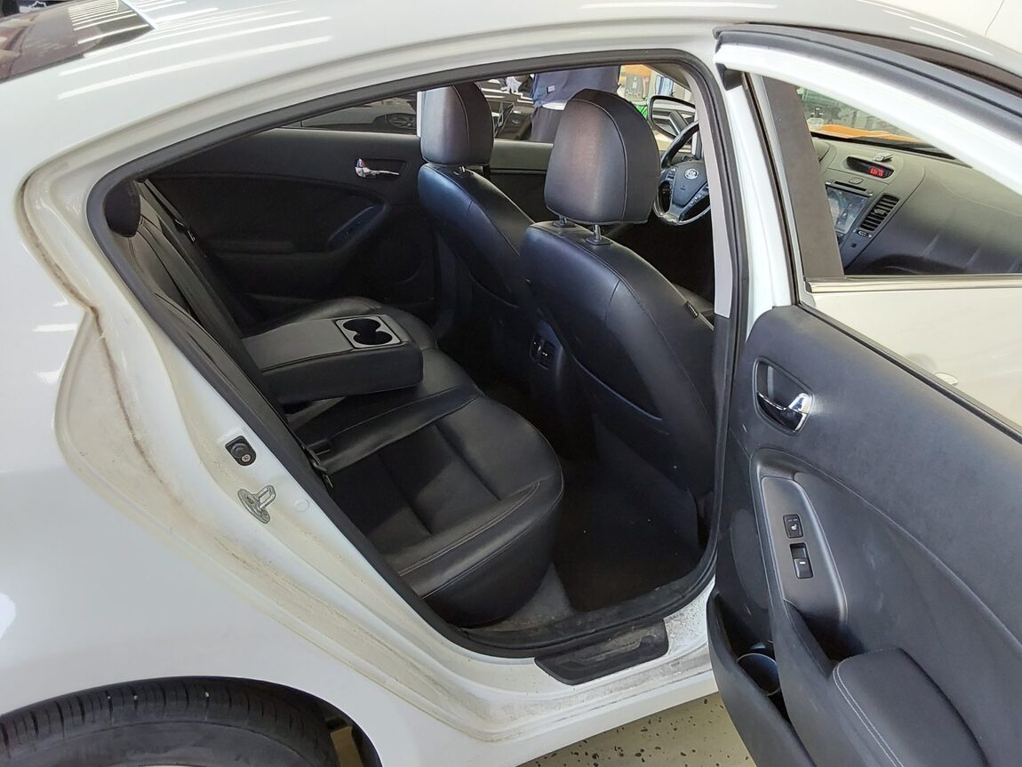 KIA K3 1.6 DIESEL NOBLESSE 2014 - zdjęcie 13