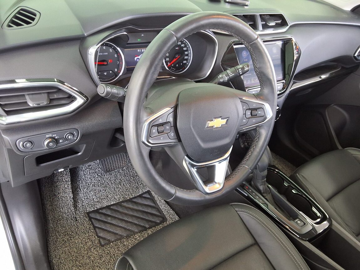 CHEVROLET (DAEWOO) TRAILBLAZER 1.35 GASOLINE PREMIER 2021 - zdjęcie 20