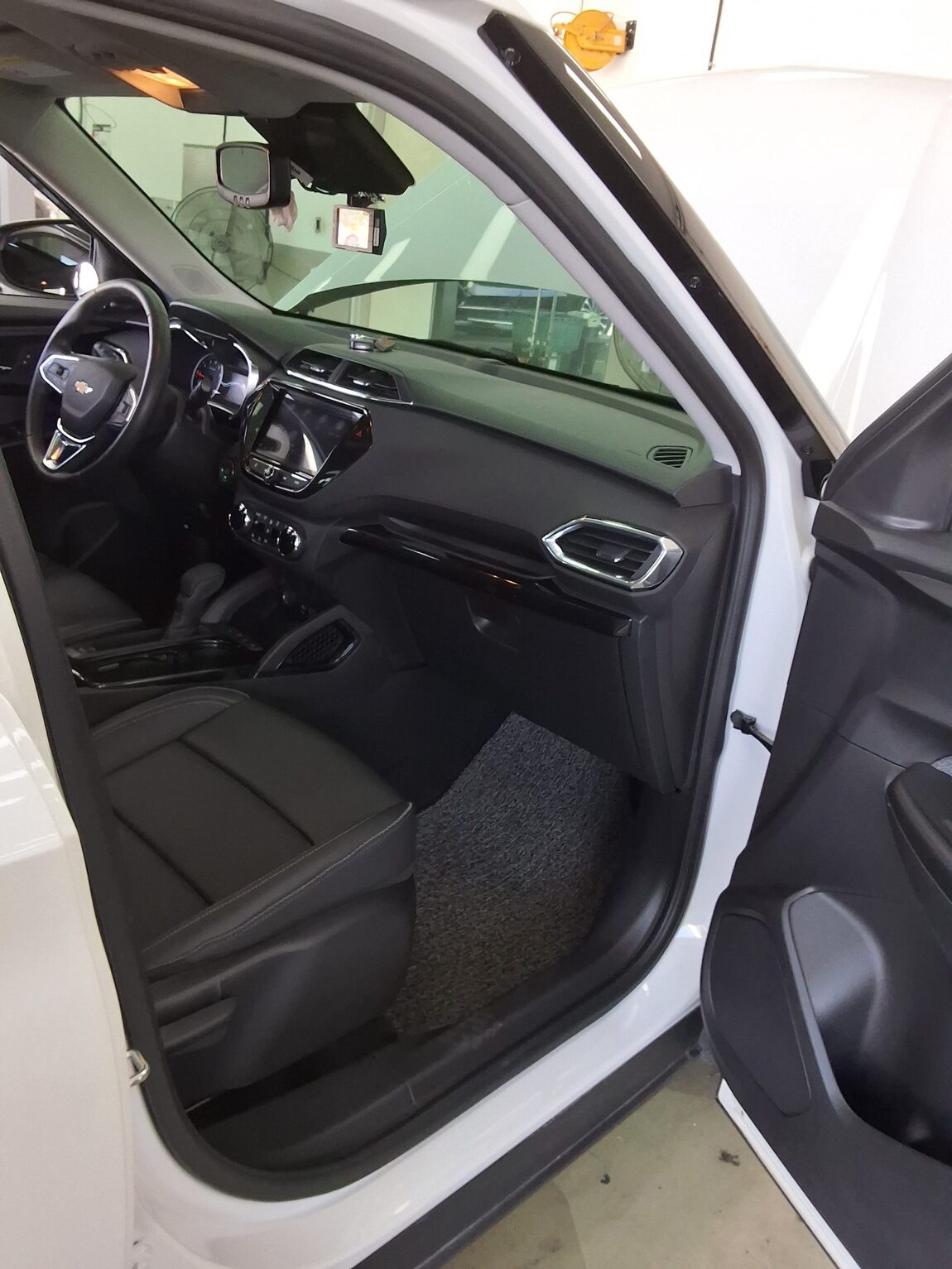 CHEVROLET (DAEWOO) TRAILBLAZER 1.35 GASOLINE PREMIER 2021 - zdjęcie 14