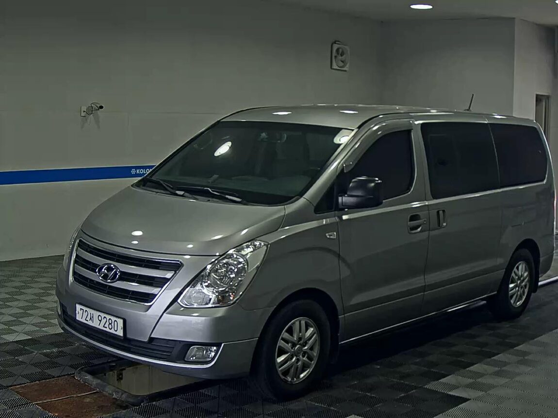 HYUNDAI GRAND STAREX 11-SEATER DIESEL SMART 2016 - zdjęcie 2