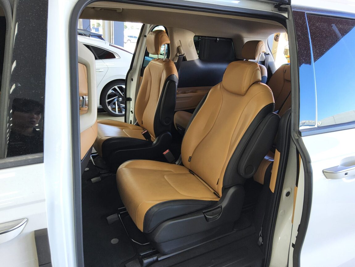 KIA NEW CARNIVAL (KA4) 9-SEATER GASOLINE NOBLESSE 2023 - zdjęcie 12