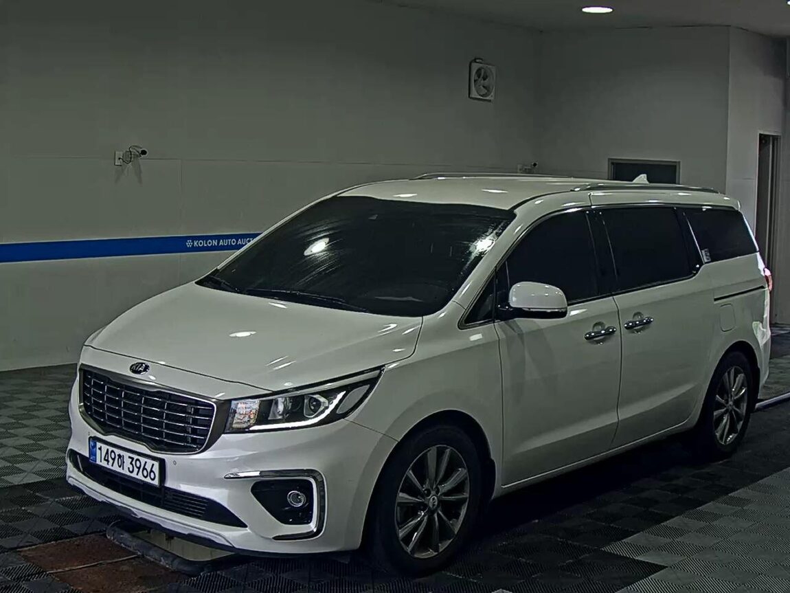 KIA THE NEW CARNIVAL 9-SEATER DIESEL PRESTIGE 2020 - zdjęcie 2