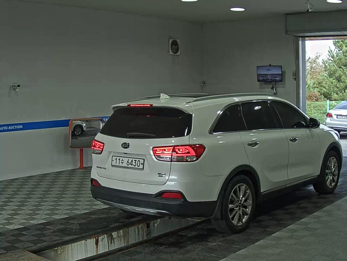 KIA ALL NEW SORENTO R2.0 4WD NOBLESSE 2015 - zdjęcie 5