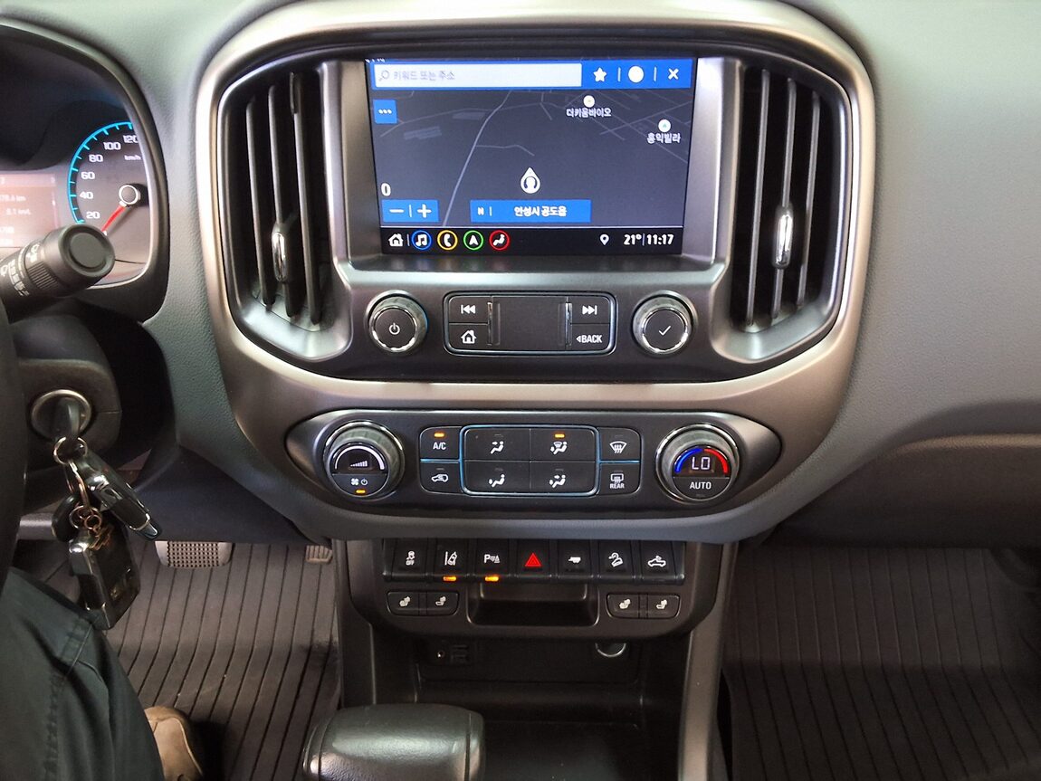 CHEVROLET (DAEWOO) REAL NEW COLORADO 3.6L 4WD Z71-X 2021 - zdjęcie 24