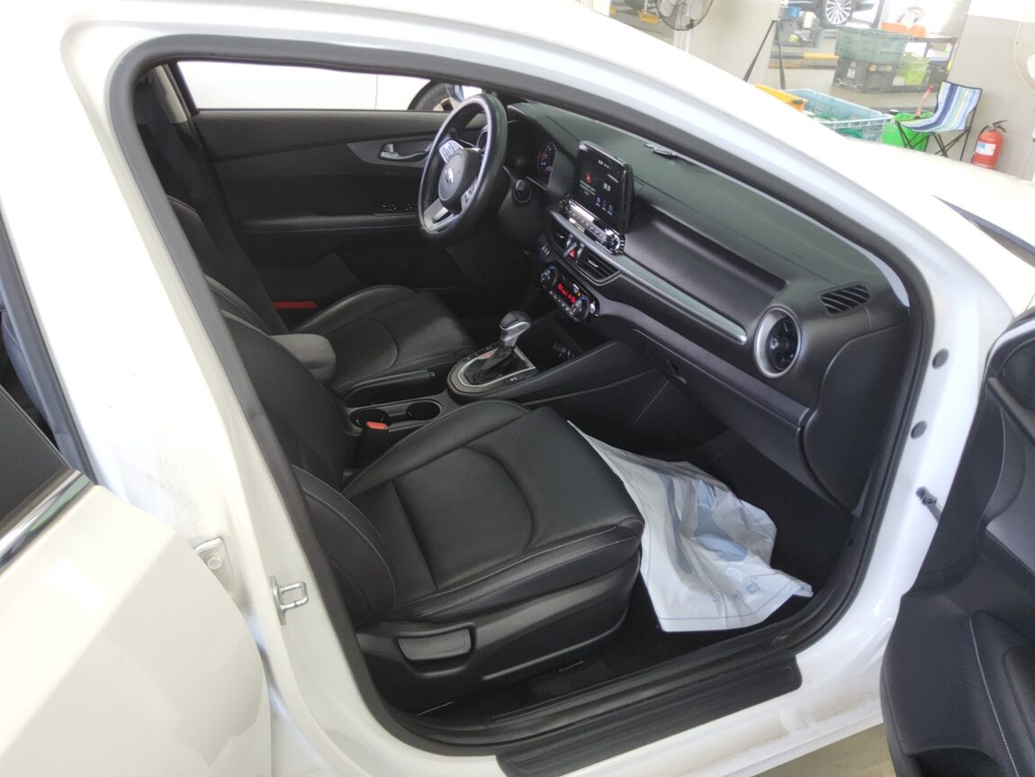 KIA ALL NEW K3 1.6 GASOLINE LUXURY 2020 - zdjęcie 14