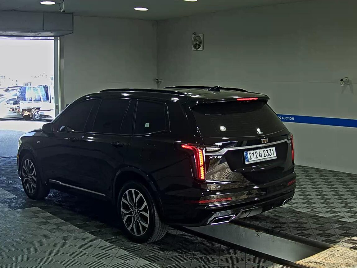CADILLAC XT6 3.6 GASOLINE SPORTS 2023 - zdjęcie 6