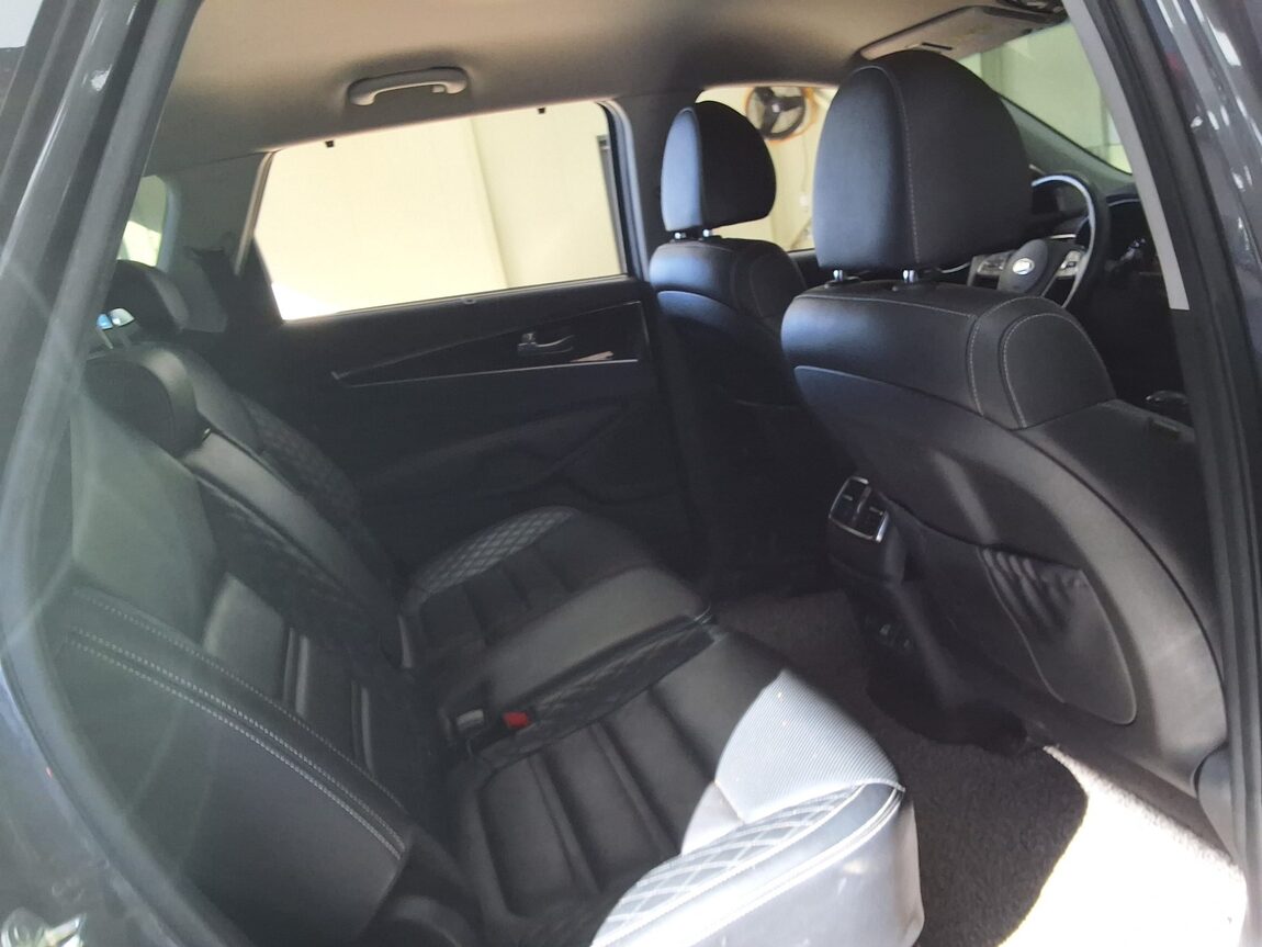 KIA THE NEW SORENTO GASOLINE 2.0 2WD MASTER SPECIAL 2020 - zdjęcie 14