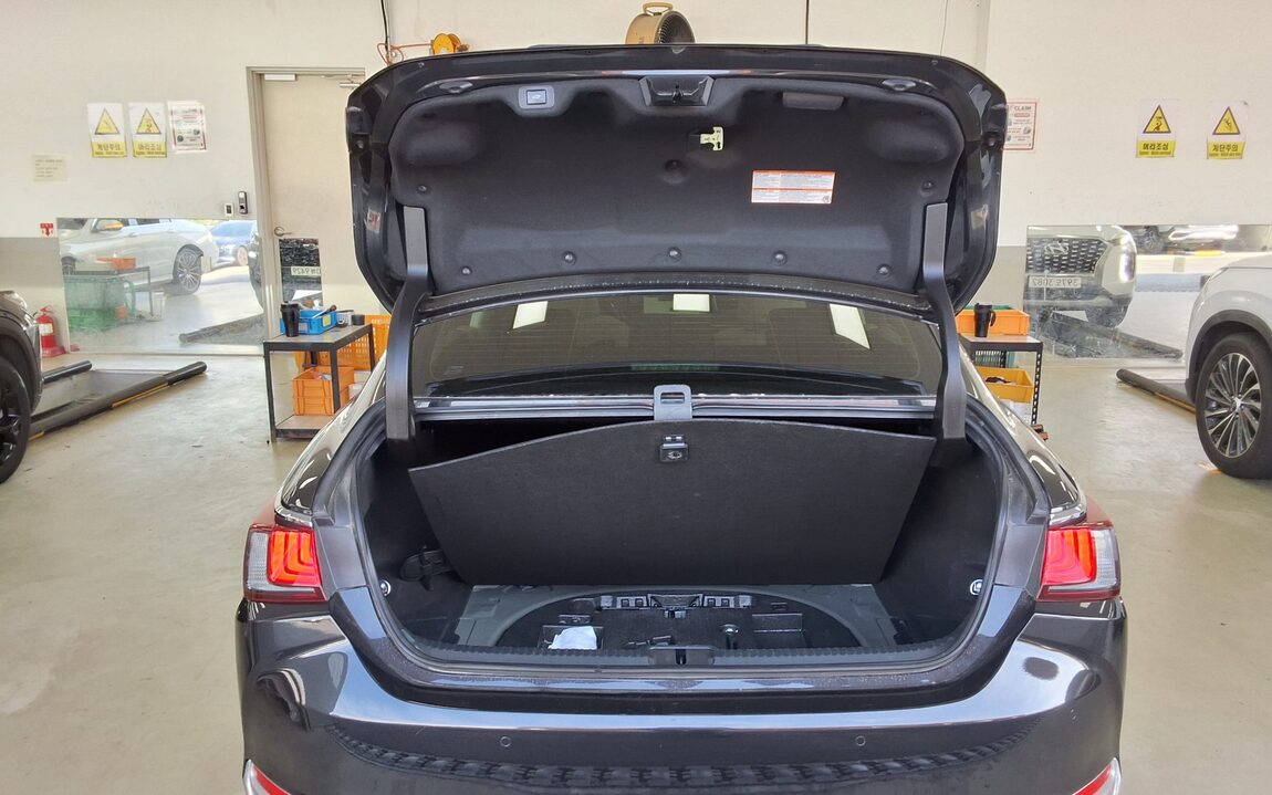 LEXUS ES (7TH GEN) 300h SUPREME 2019 - zdjęcie 15