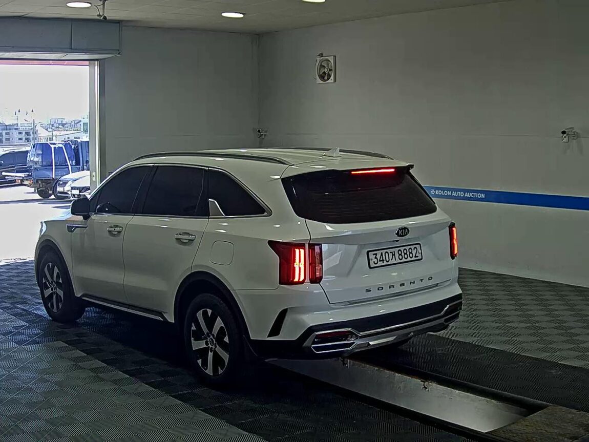 KIA NEW SORENTO (MQ4) 2.2 DIESEL 2WD PRESTIGE 2021 - zdjęcie 6