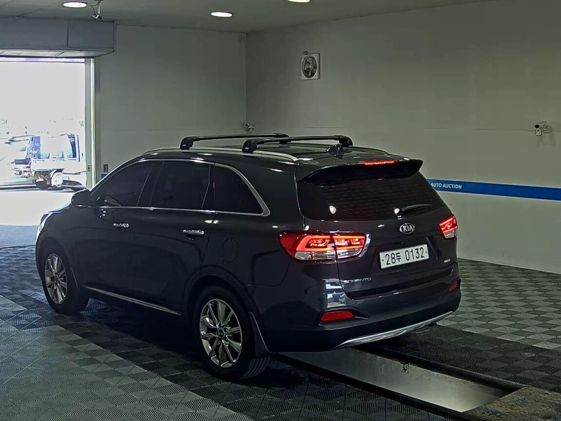 KIA ALL NEW SORENTO R2.0 2WD NOBLESSE SPECIAL 2017 - zdjęcie 6