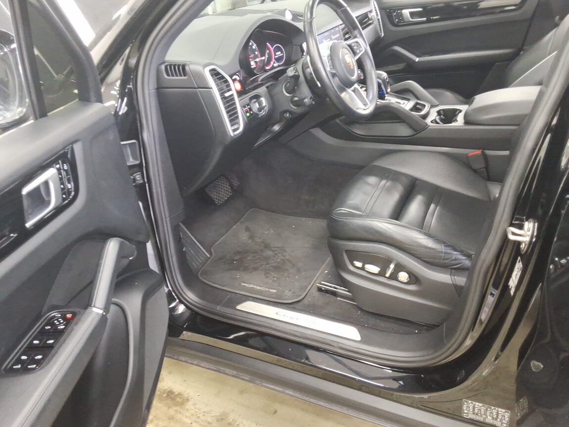 PORSCHE CAYENNE (3RD GEN) 3.0 V6 2020 - zdjęcie 12