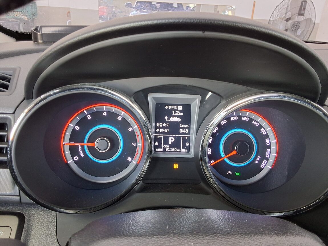 KG MOBILITY (SSANGYONG) TIVOLI AIR GASOLINE 2WD RX 2019 - zdjęcie 9
