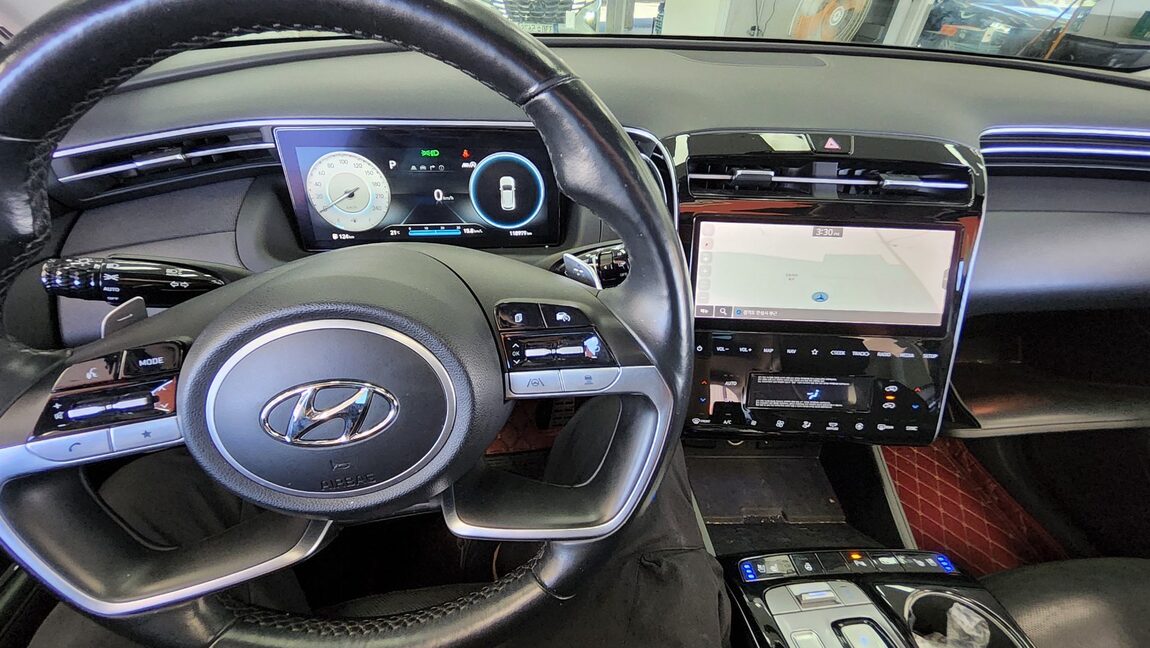 HYUNDAI THE ALL NEW TUCSON 1.6 TURBO 2WD INSPIRATION 2021 - zdjęcie 17