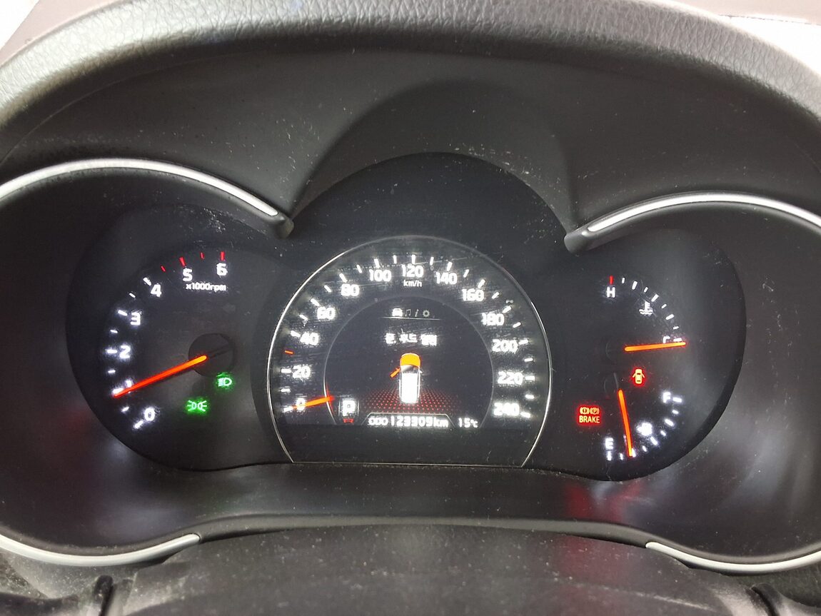 KIA NEW SORENTO R R2.0 2WD TRENDY 2014 - zdjęcie 9