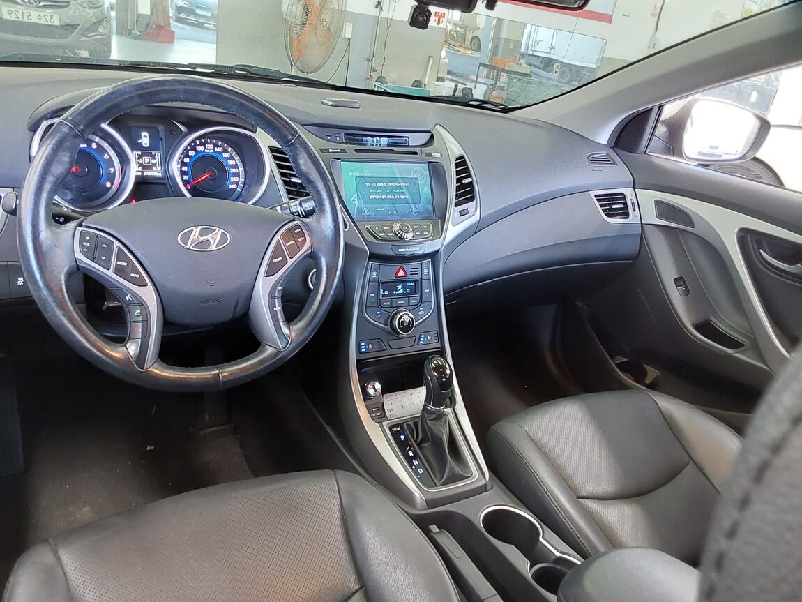 HYUNDAI THE NEW AVANTE MD 1.6 GDi MODERN 2015 - zdjęcie 11
