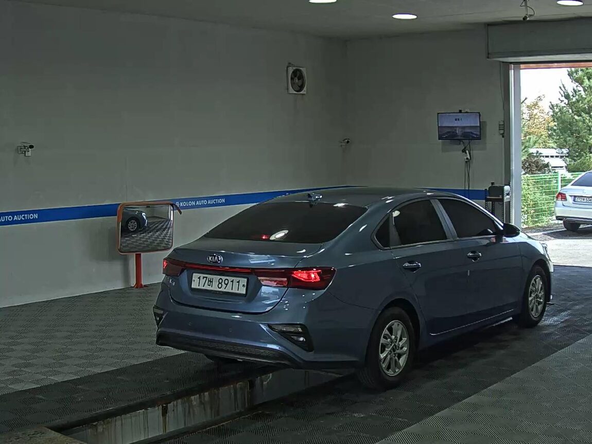 KIA ALL NEW K3 1.6 GASOLINE LUXURY 2019 - zdjęcie 5